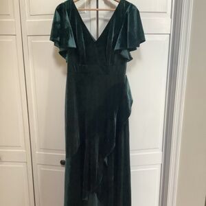 Ever Pretty women’s green velvet dress size 8